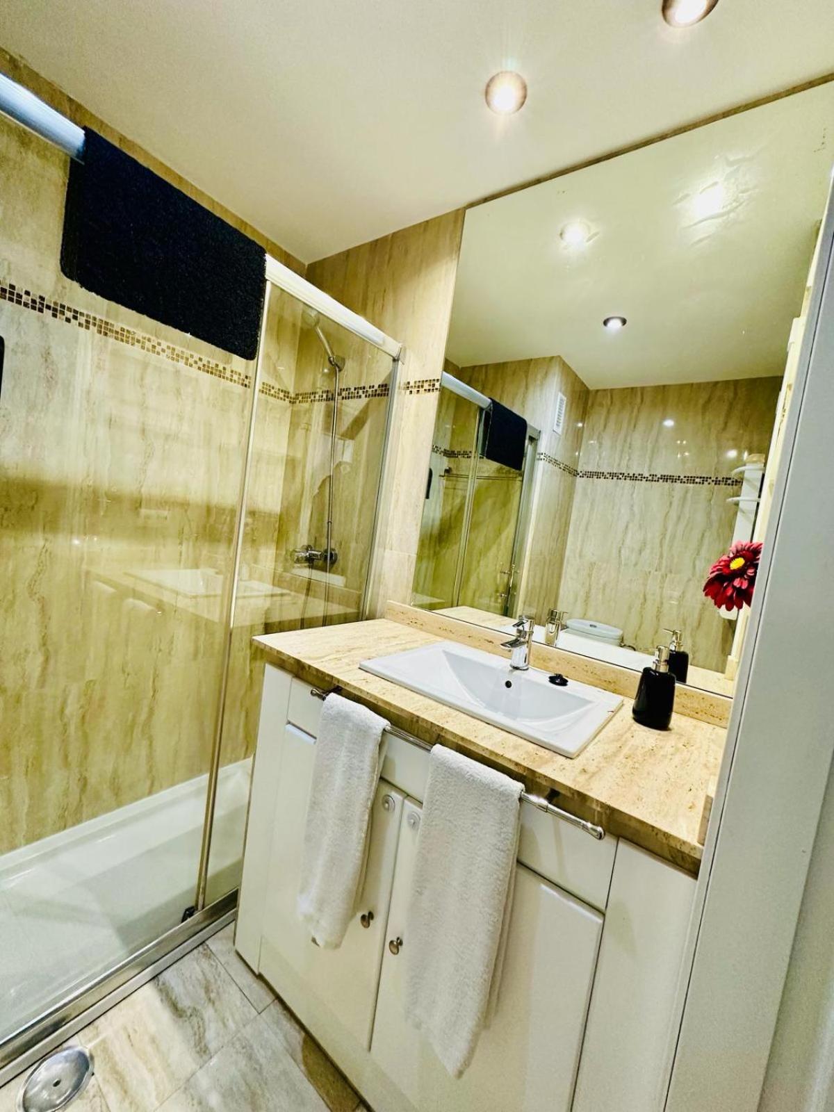 Apartamento Turistico Pizarro Mérida Exteriör bild