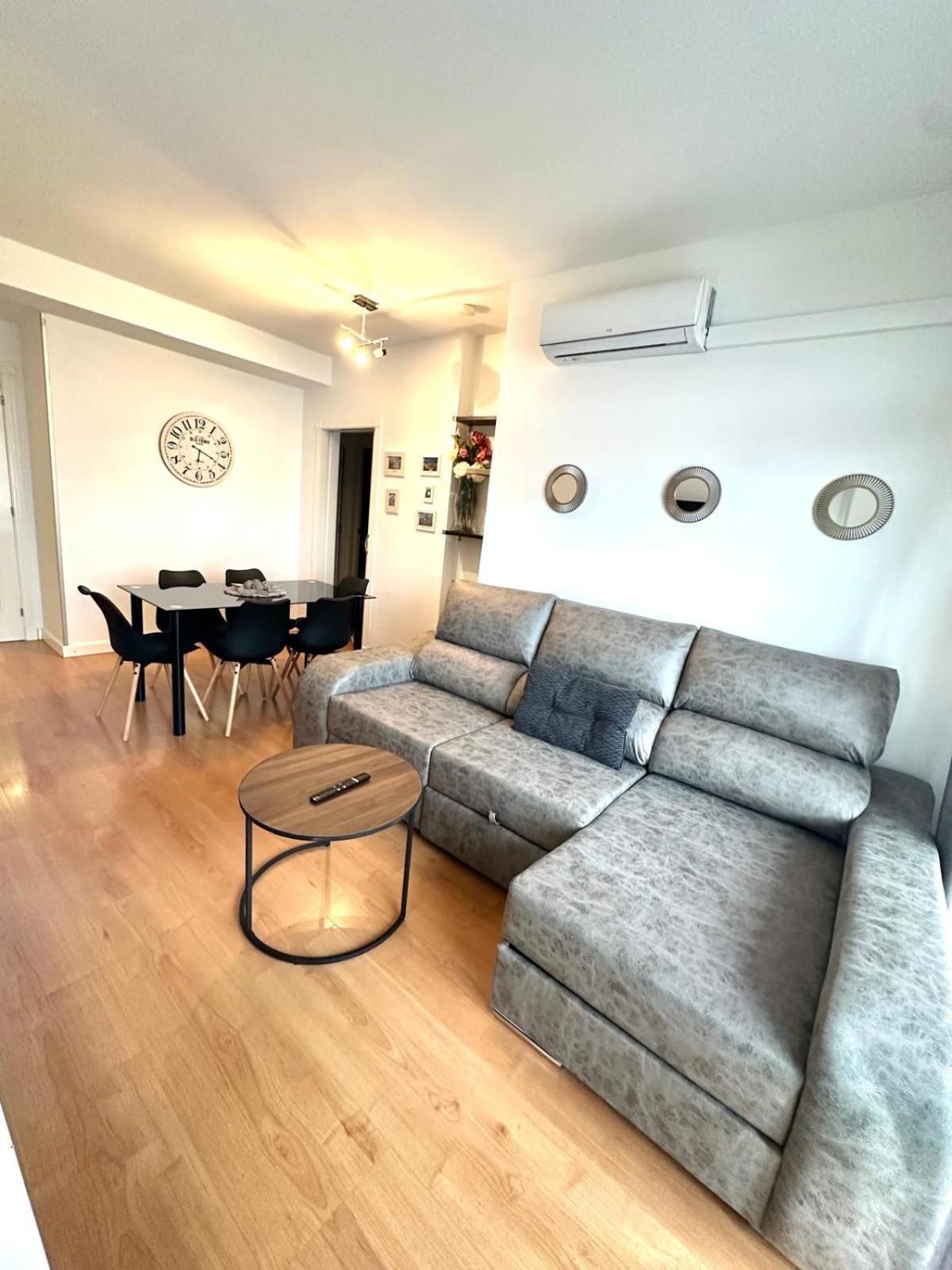 Apartamento Turistico Pizarro Mérida Exteriör bild